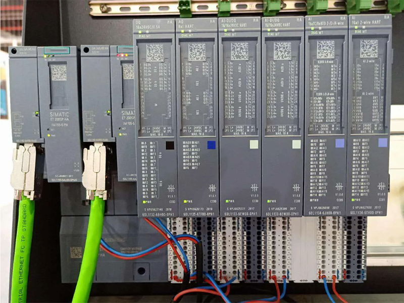 時(shí)鐘主線(xiàn)控制系統(tǒng)